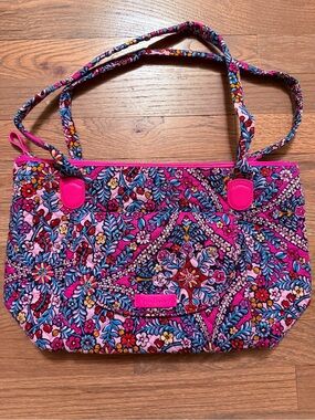 Vera Bradley Hot Pink Floral & Paisley Kaleidoscope Quilted Tote